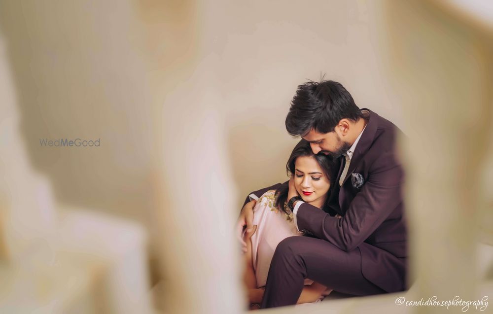 Photo From Pre Wedding of NIkhil & Priyanka - By The Candid House