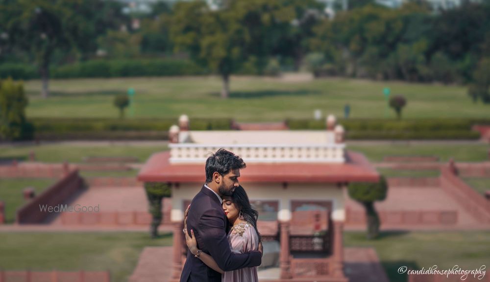 Photo From Pre Wedding of NIkhil & Priyanka - By The Candid House