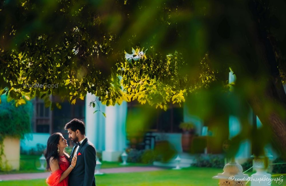 Photo From Pre Wedding of NIkhil & Priyanka - By The Candid House