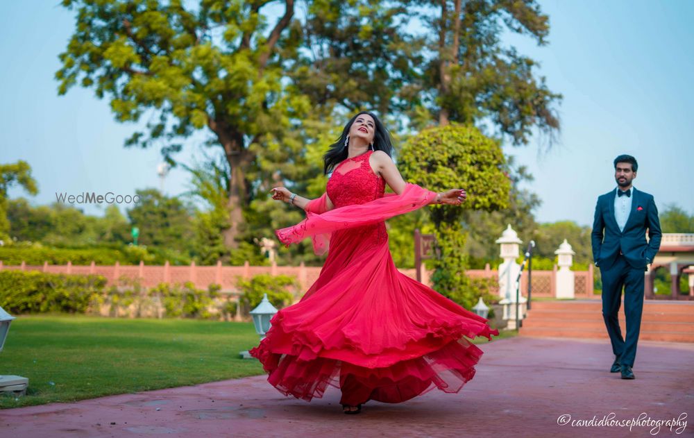 Photo From Pre Wedding of NIkhil & Priyanka - By The Candid House