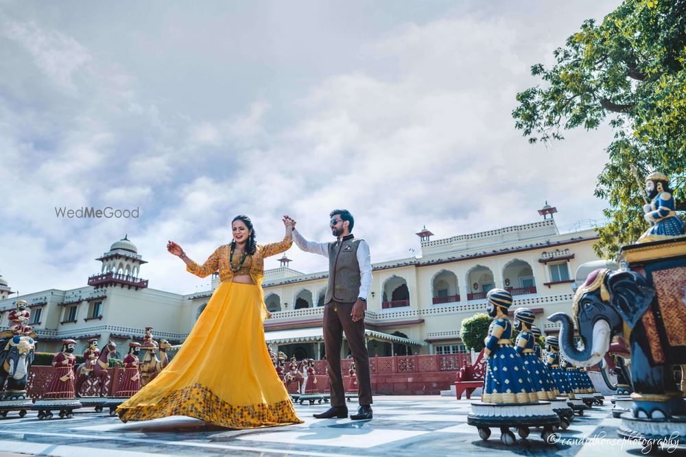 Photo From Pre Wedding of NIkhil & Priyanka - By The Candid House