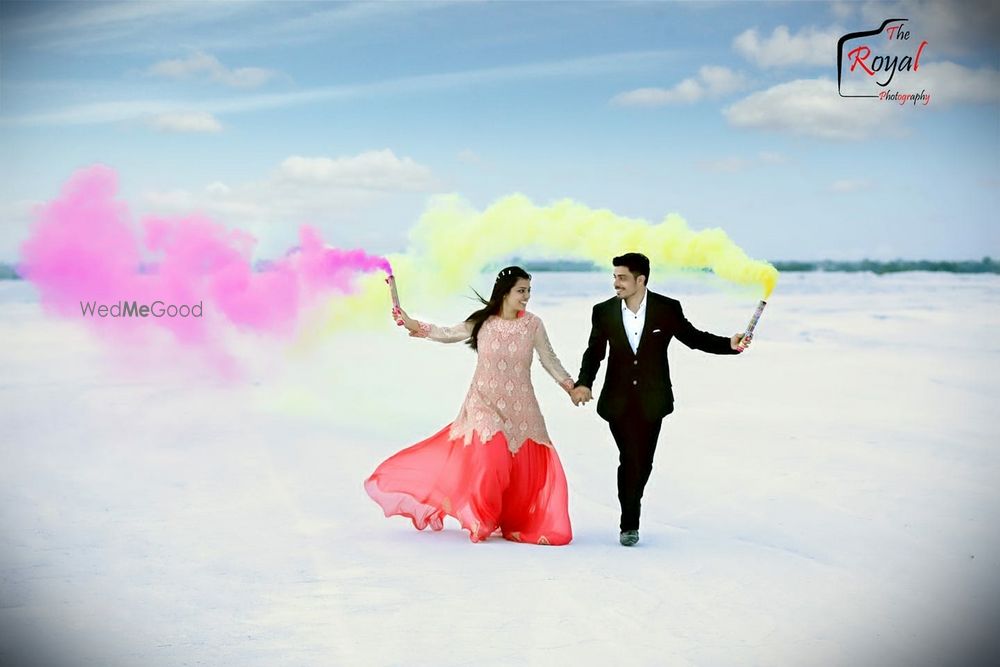 Photo From pre-wedding - By The Royal Photography