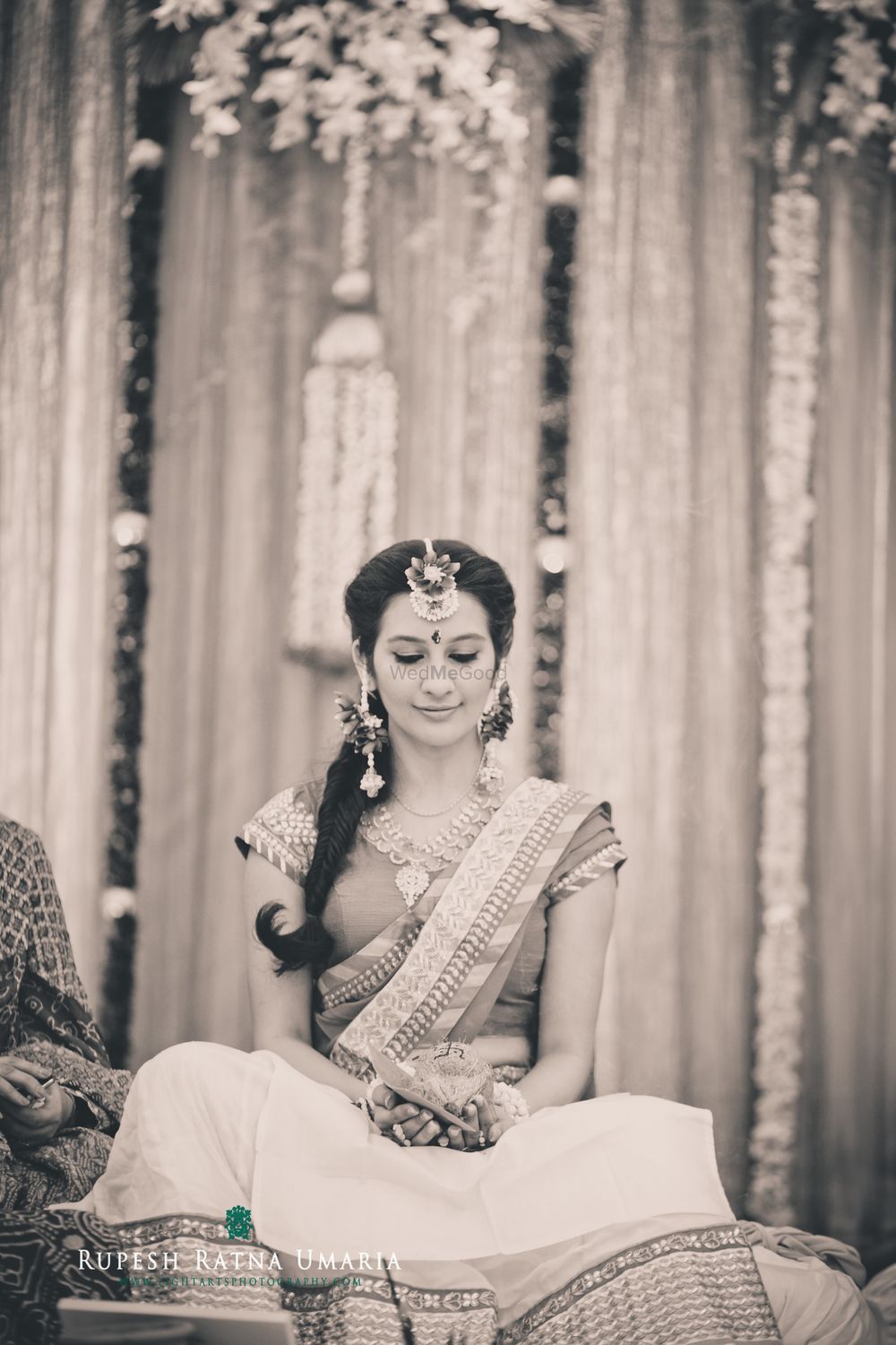Photo From Kirti & Tejas - Cute wedding in Mumbai - By Frames n Films Studio