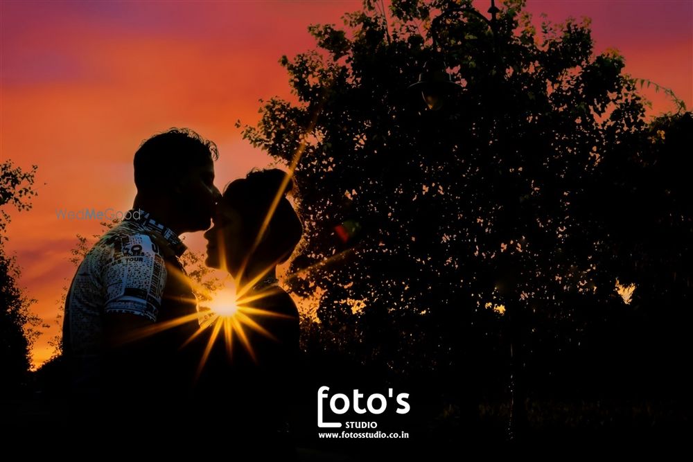 Photo From pre wedding shoot - By Foto's Studio