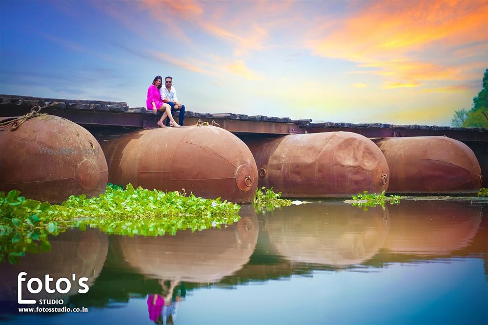 Photo From pre wedding shoot - By Foto's Studio