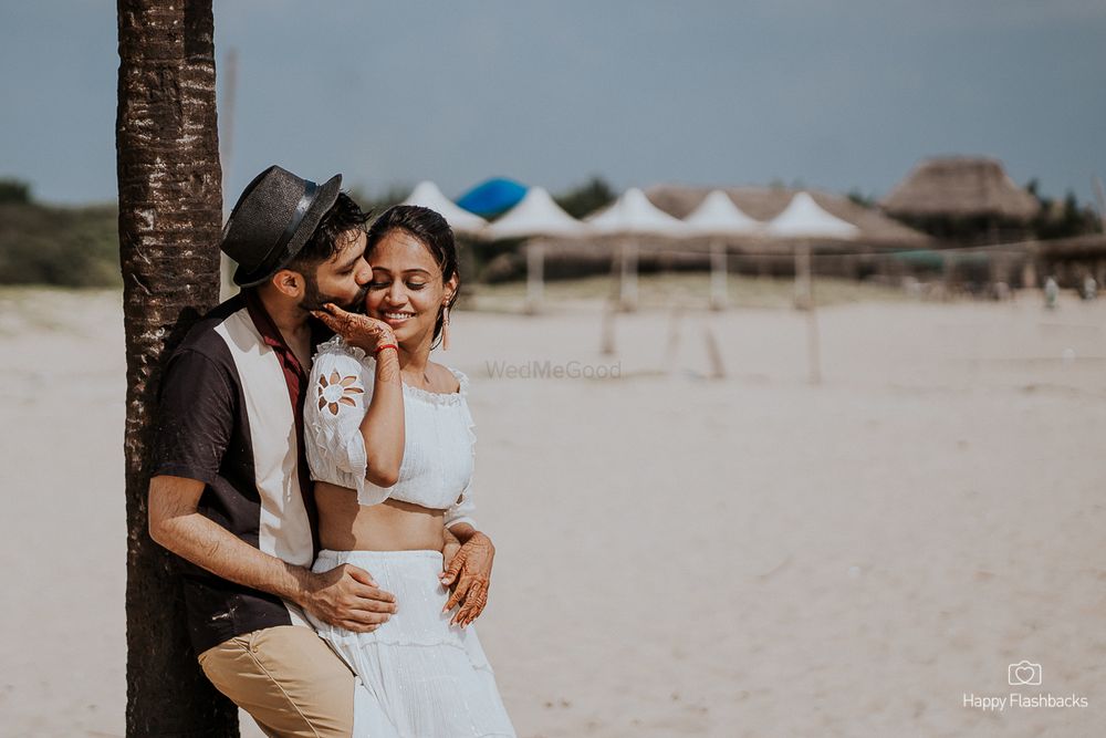 Photo From Playful & Romantic Beach Pre-Wedding || Ayushi & Aayush - By Happy Flashbacks