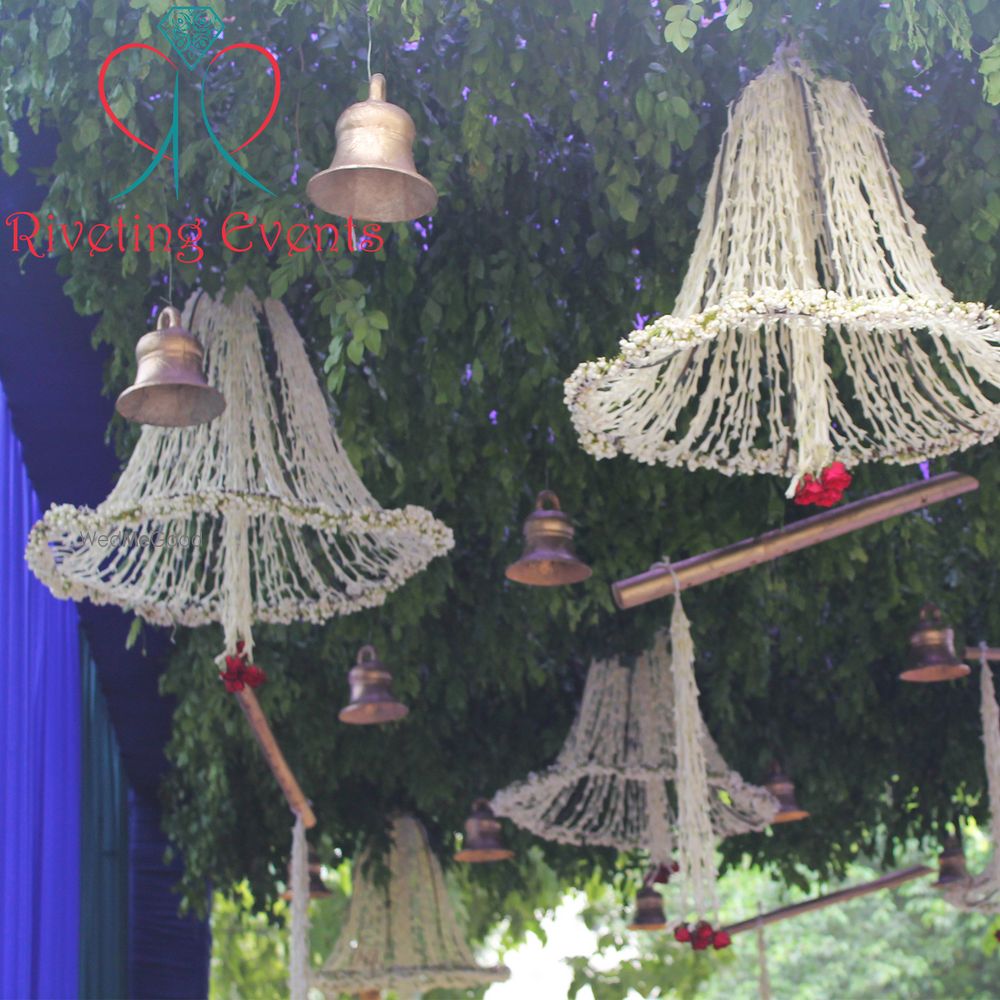 Photo From traditional wedding decor - By Riveting Weddings and Events