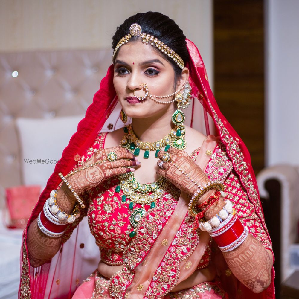 Photo From classic bridal look - By Nisha Makeup Artist