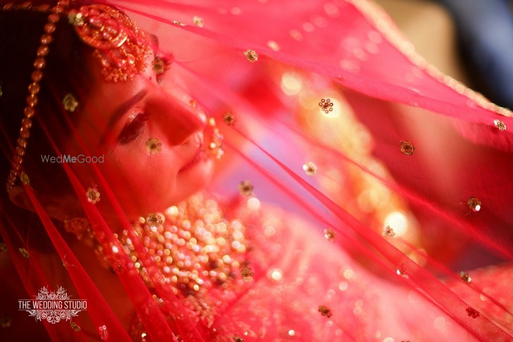 Photo From BRIDE DIMPY - By Rasheeka Dutt Makeovers