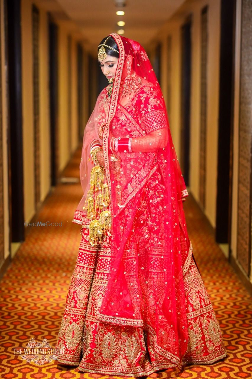 Photo From BRIDE DIMPY - By Rasheeka Dutt Makeovers