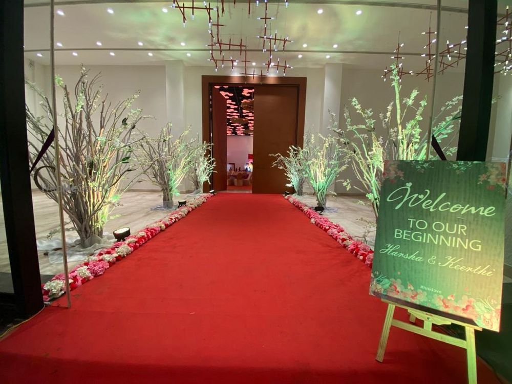 Photo From Floral Wall That Stole Many Hearts - Reception Decor at C K Convention - By Eventina Decors