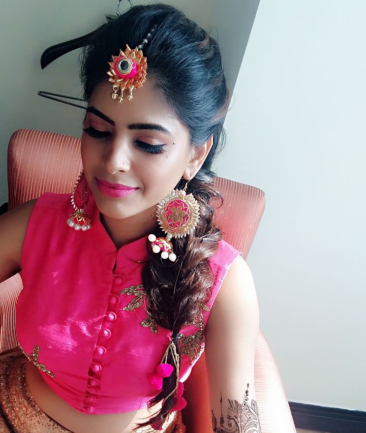 Photo From Mehendi look for this bride to be. - By Makeovers by Anchal