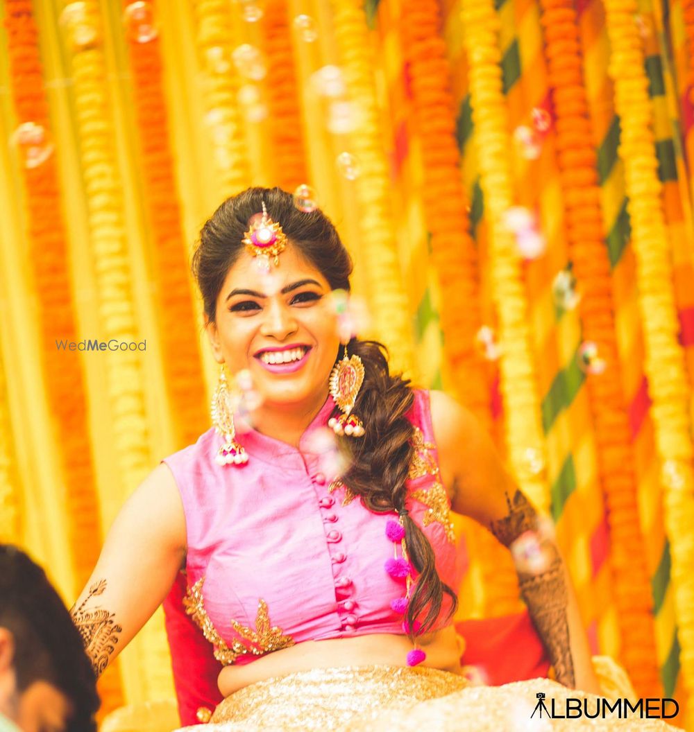 Photo From Mehendi look for this bride to be. - By Makeovers by Anchal