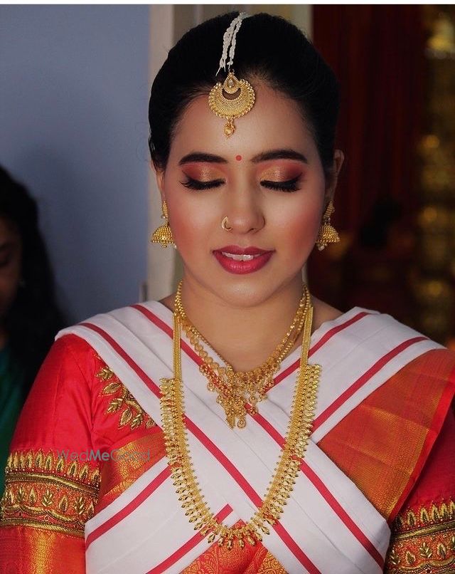 Photo From Yashu’s Big day - By Makeovers by Mahalakshmi