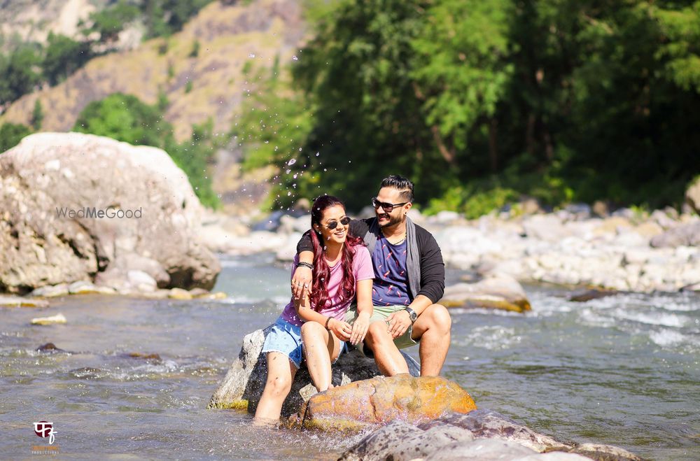 Photo From AMIT & MEGHA PRE WEDDING RISHIKESH - By Frozen Frames