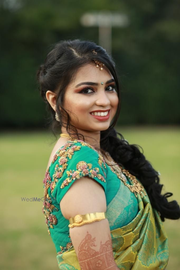 Photo From Divya’s bridal make up  - By Makeup by Stuti