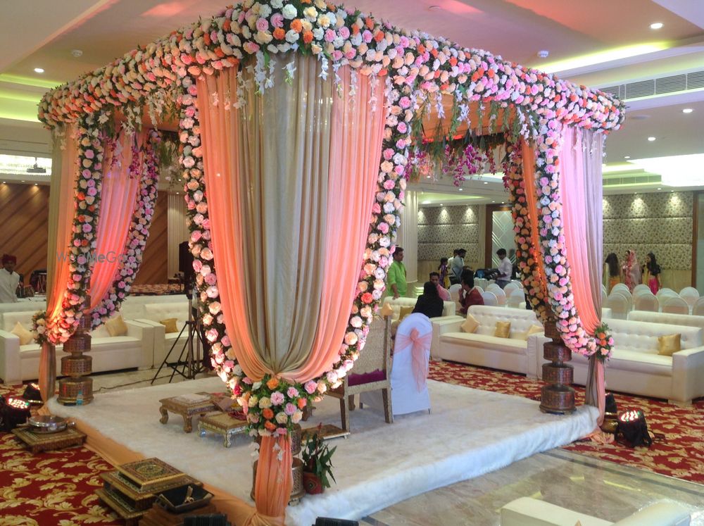 Photo From Stunning Vidhi Mandap - By Rainbow Events