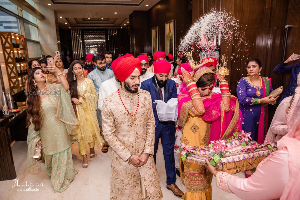 Photo From Gurudwara wedding - By Atlhea Wedding Portraits And Films