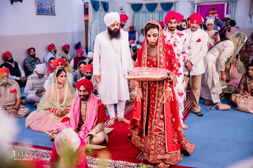 Photo From Gurudwara wedding - By Atlhea Wedding Portraits And Films