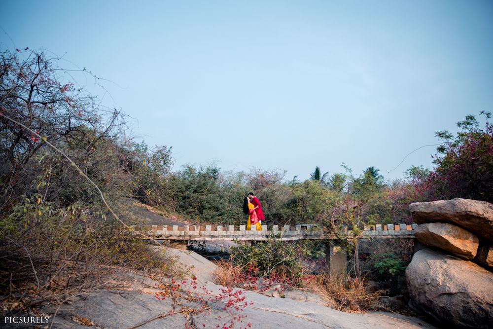 Photo From Ronnith & Sejal Pre Wedding - Hampi - By Picsurely