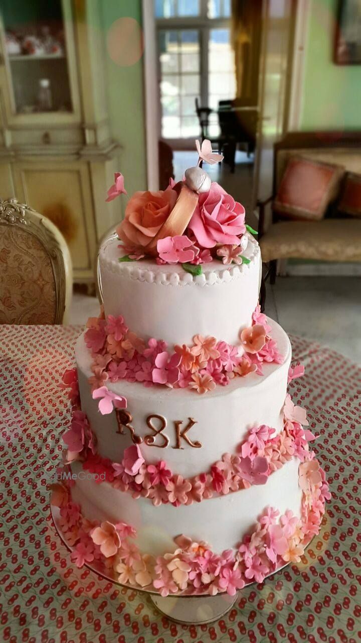 Photo From Wedding Cakes - By Exotic Cakes and Desserts