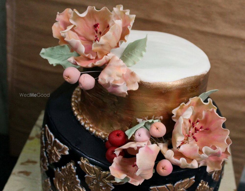 Photo From Wedding Cakes - By Exotic Cakes and Desserts