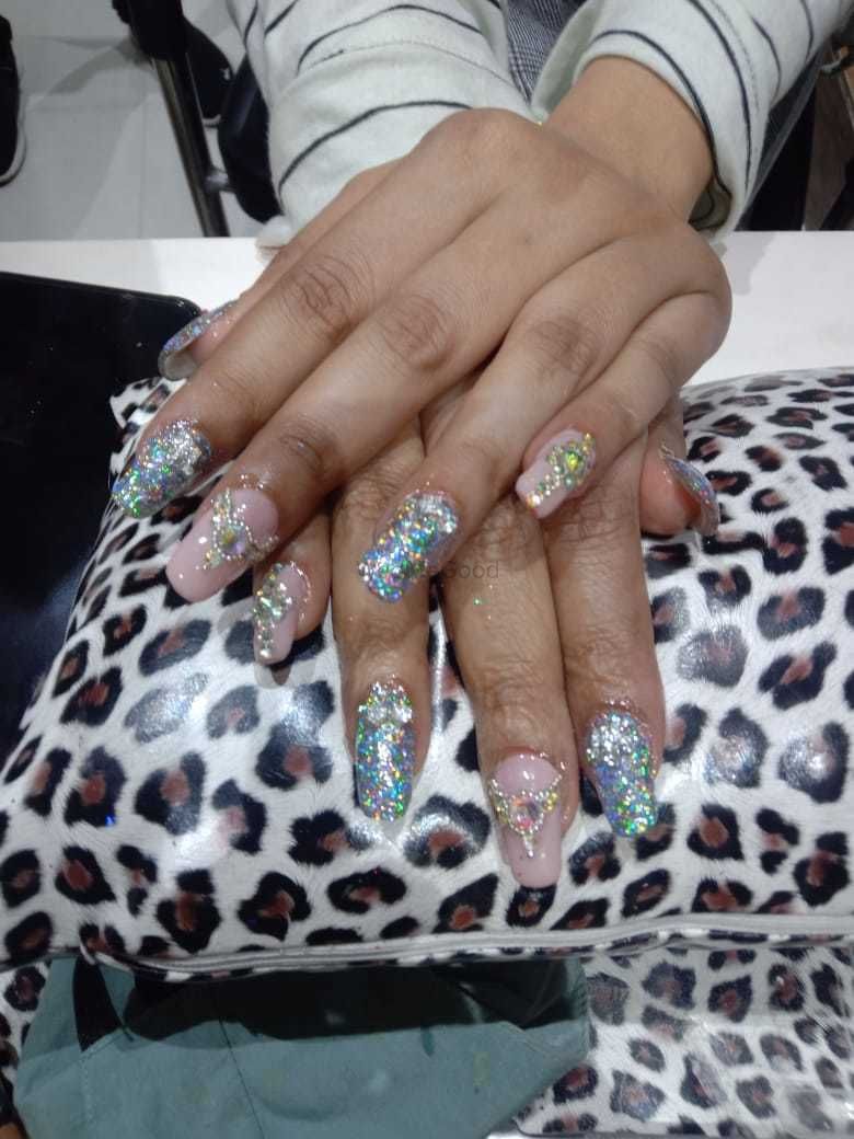 Photo From Nail Extensions - By VLCC Salon, Bhelupur