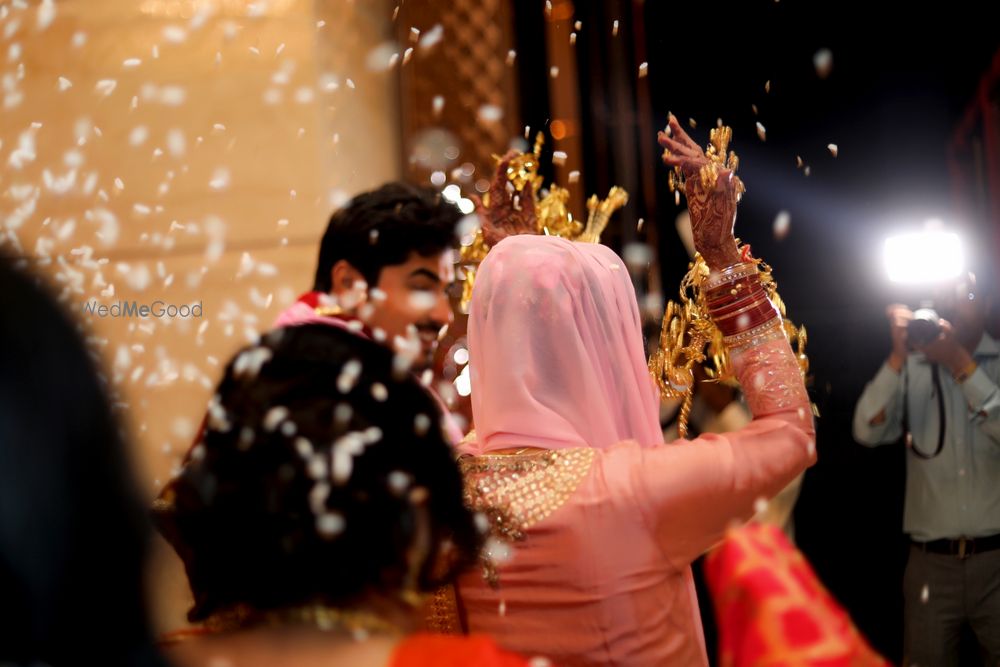 Photo From Hindu Wedding : Tushita & Abhinav - By Julians photography