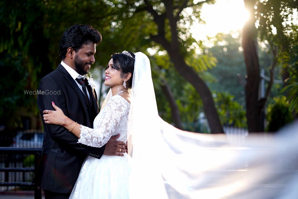 Photo From Christian Wedding : Sherin & Venessa - By Julians photography