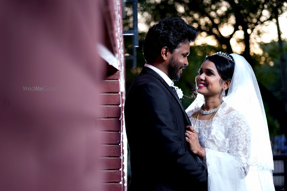 Photo From Christian Wedding : Sherin & Venessa - By Julians photography