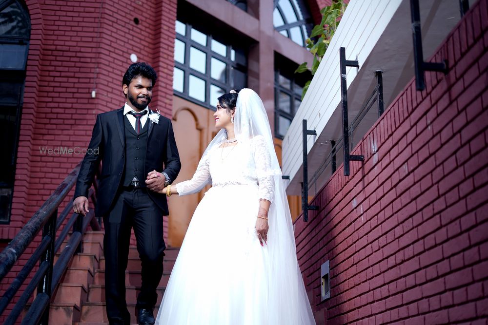 Photo From Christian Wedding : Sherin & Venessa - By Julians photography