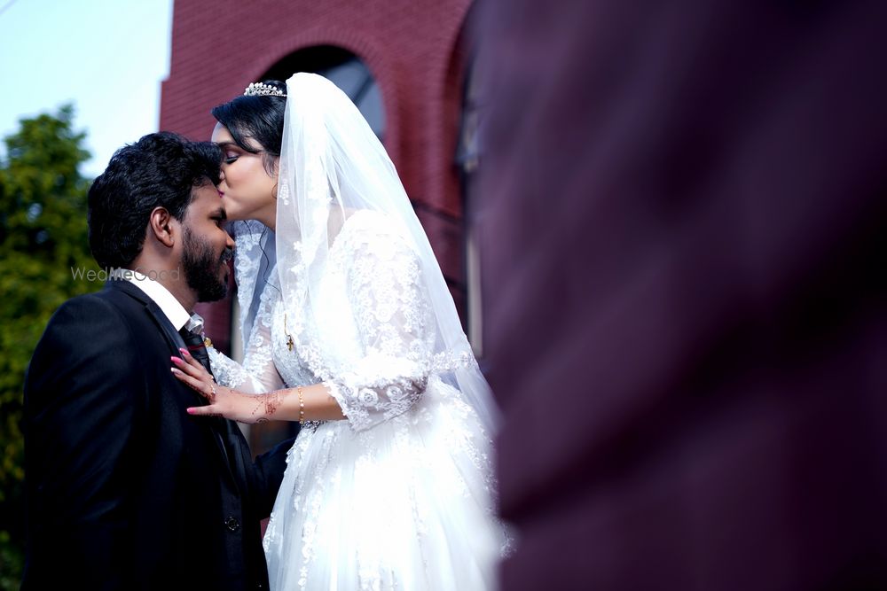 Photo From Christian Wedding : Sherin & Venessa - By Julians photography