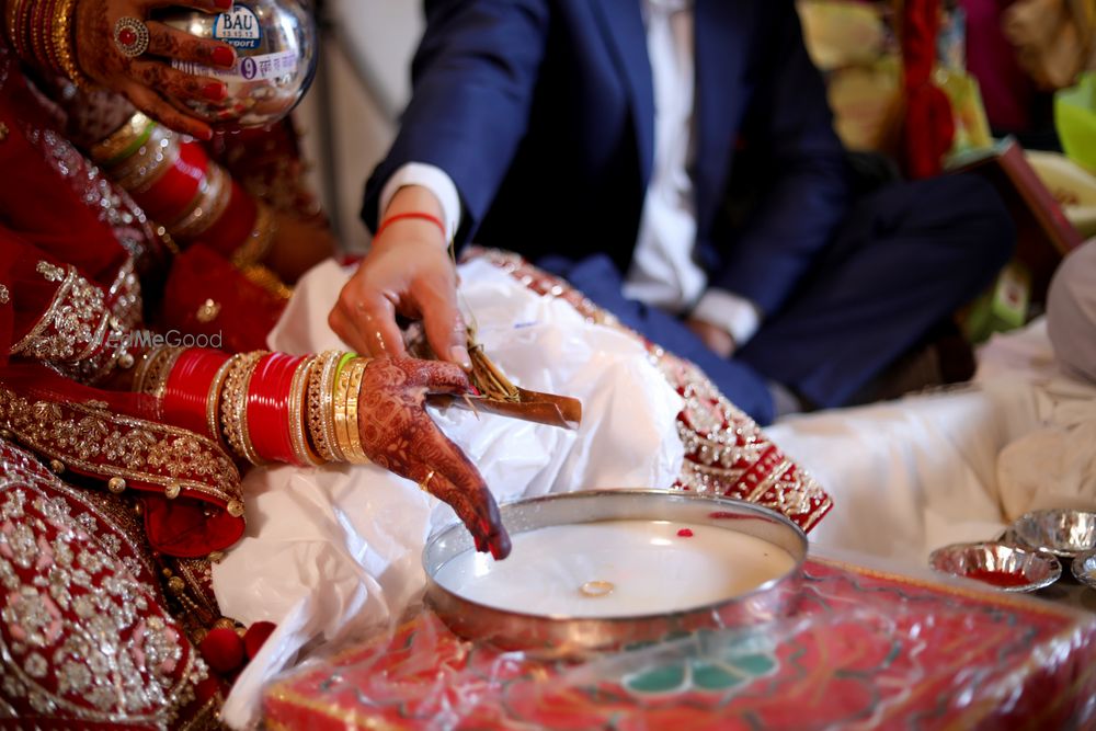 Photo From Hindu Weeding : Neha & Sanel - By Julians photography