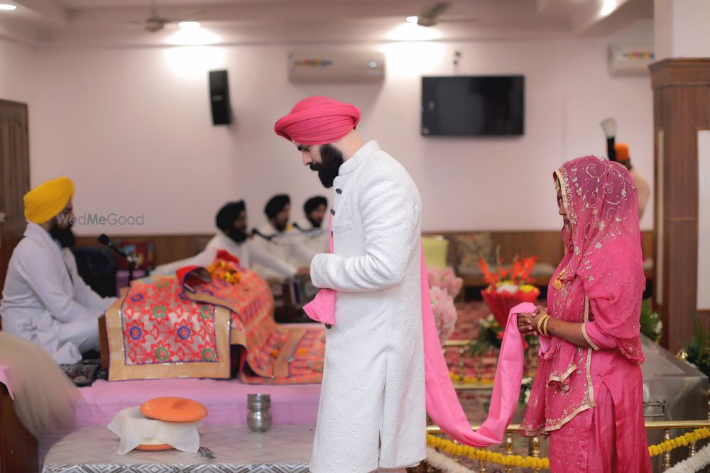 Photo From Sikh Wedding : Ishmeet & Jennifer - By Julians photography