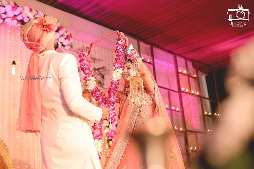 Photo From Hindu Wedding : Shruti & Rajat - By Julians photography