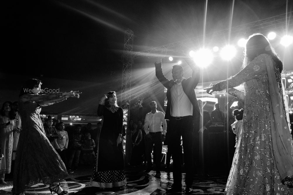 Photo From Anirudh & Simran - By Debarghya Sengupta