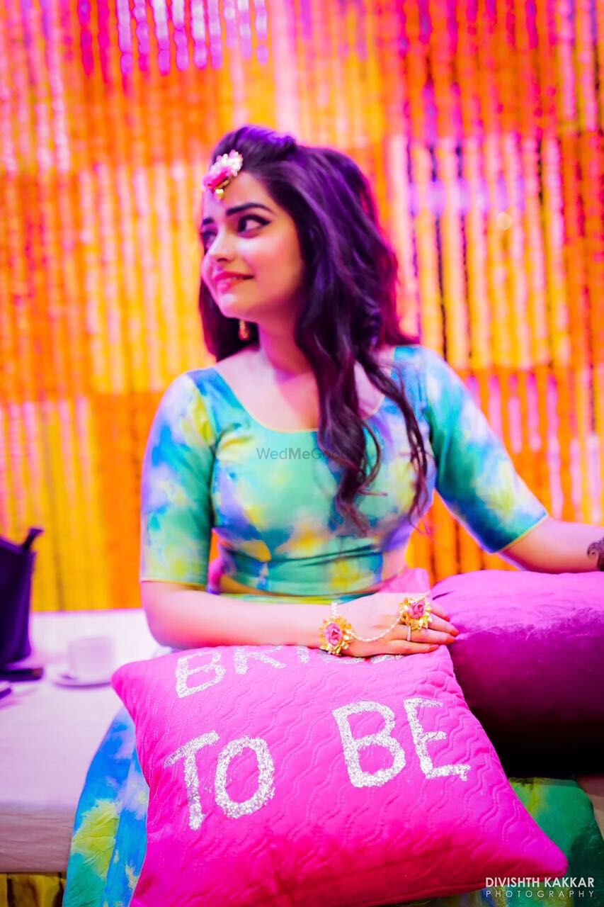 Photo of Bride to be accessory cushion for mehendi