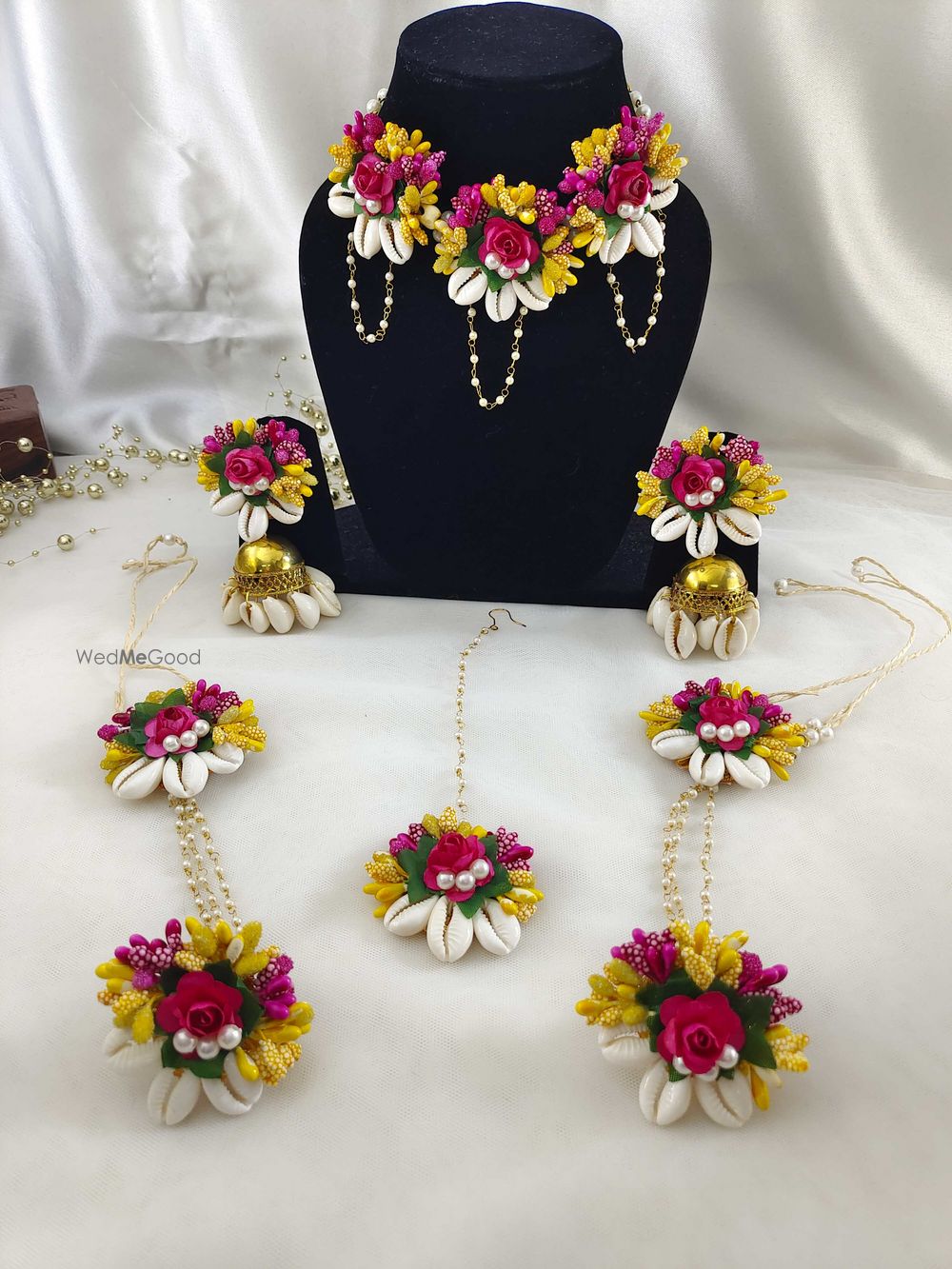 Photo From floral jewellery - By Vivid Flora