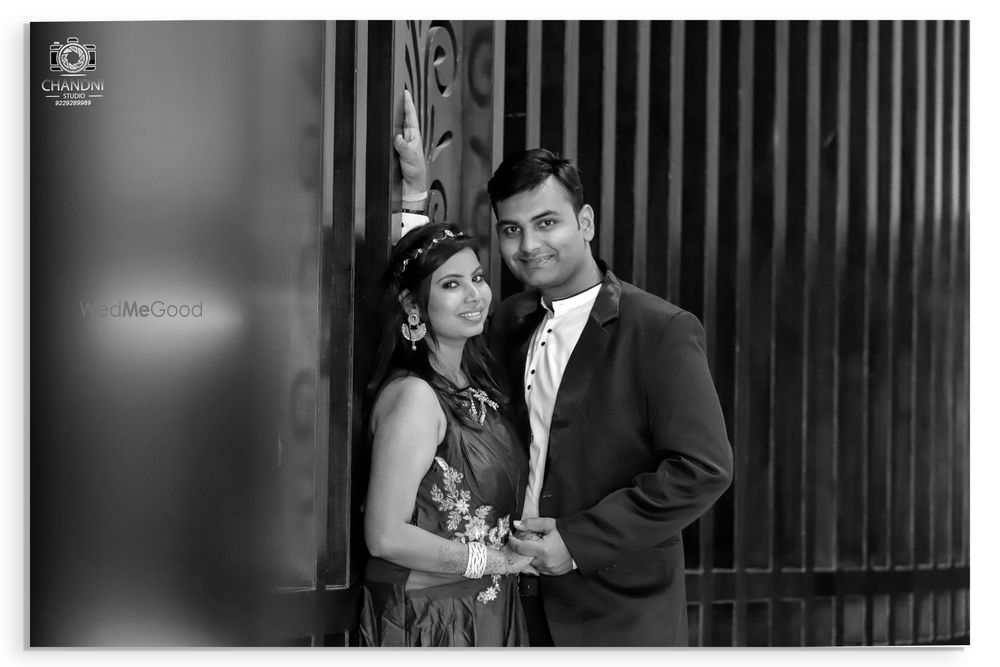 Photo From Vikrant & Pooja { Prewedding } - By The Chandni Studio