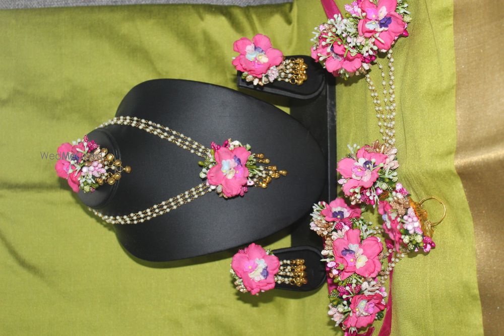 Photo From Artificial Flower Jewellery - By Blossom Decor