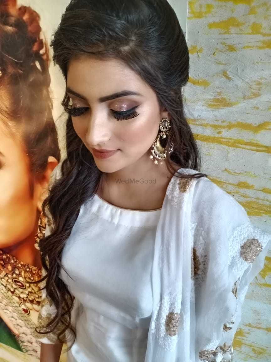 Photo From Engagement Look - By Perfetto - The Makeup Studio