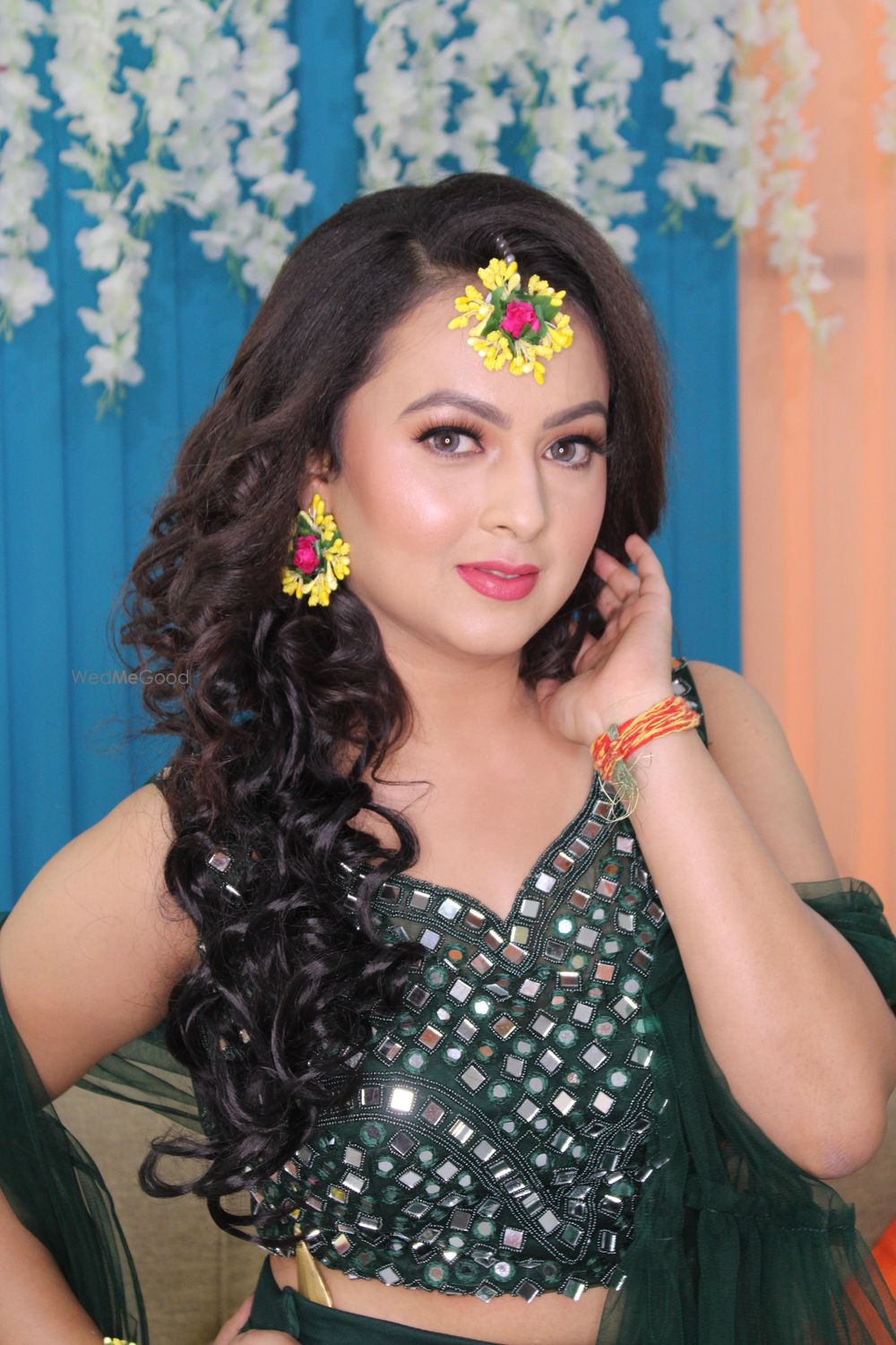 Photo From Haldi/Mehendi look - By Rheartistry