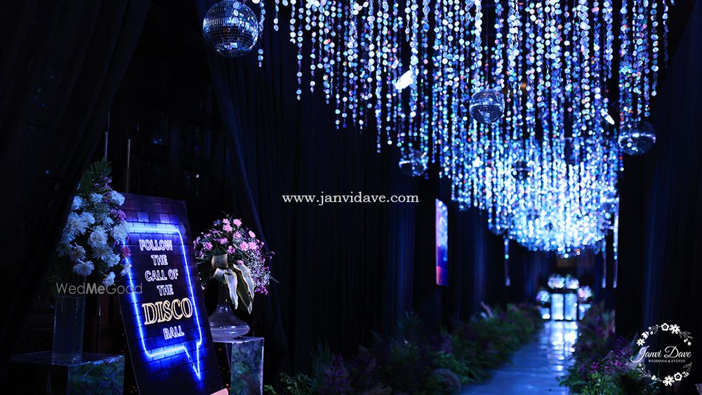 Photo From 'Disco' Themed Sangeet Night - By Janvi Dave - Weddings & Events