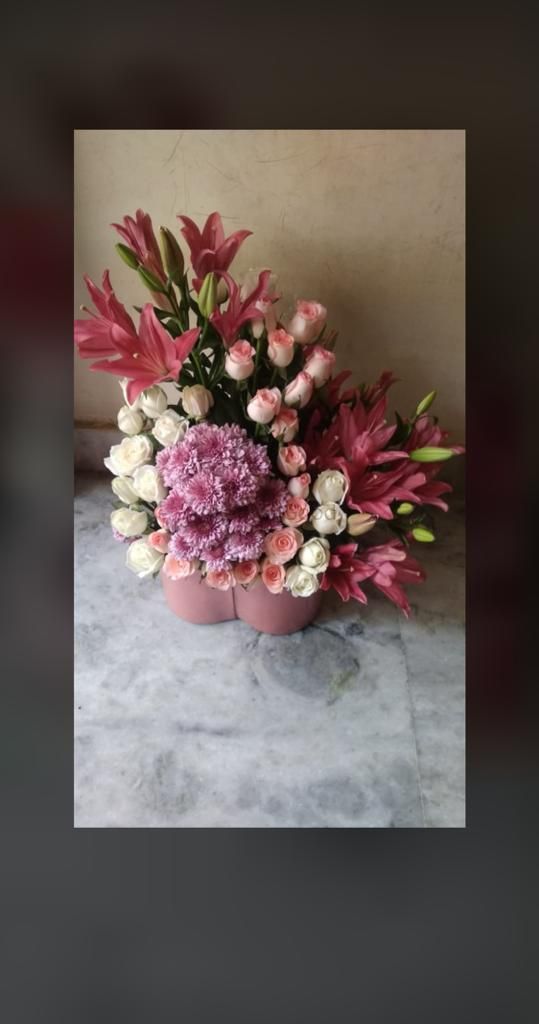 Photo From flower arrangements - By Aashi Creations