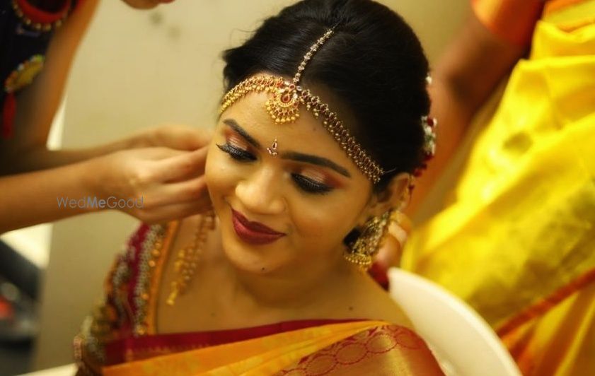 Photo From Bridal - By Makeup by Pooja Shourya