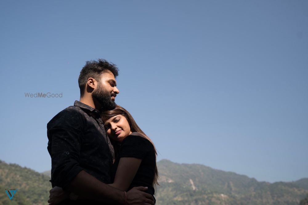 Photo From Mayank & Tanvi Prewedding - By Witty Shadows