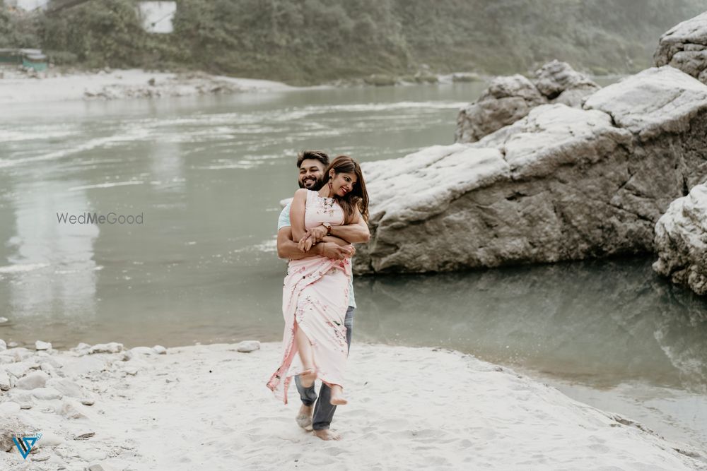 Photo From Mayank & Tanvi Prewedding - By Witty Shadows