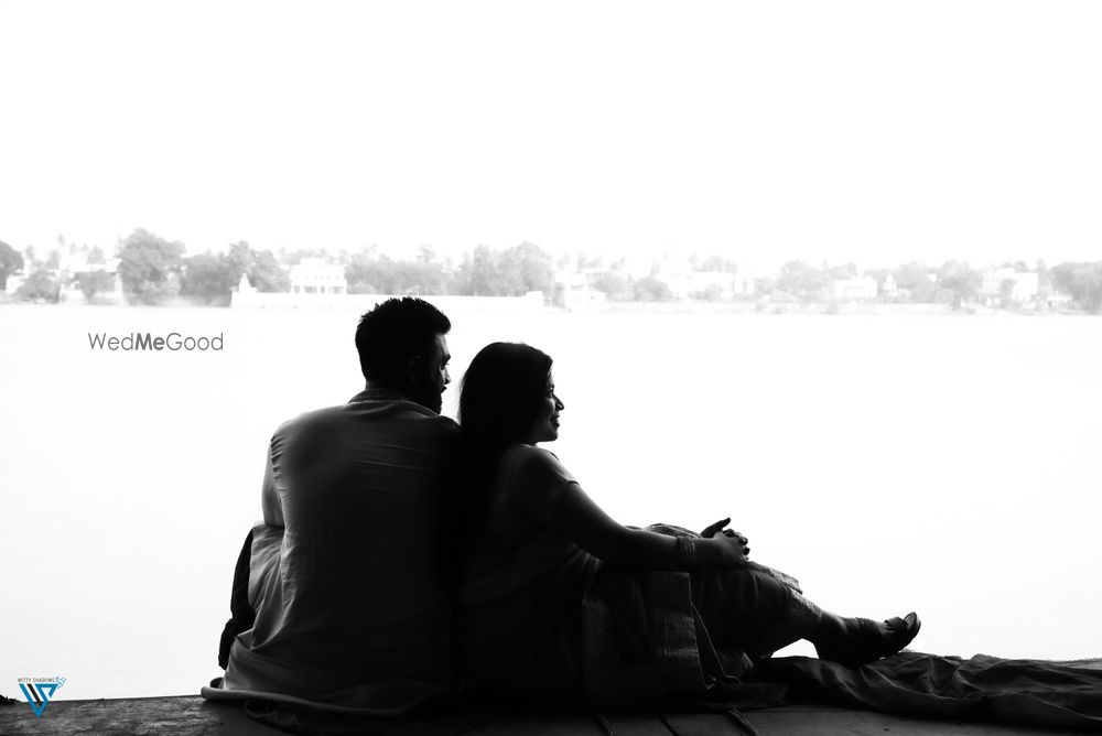 Photo From Rajeshwar & Debkanya Prewedding - By Witty Shadows