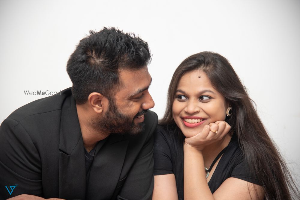 Photo From Rajeshwar & Debkanya Prewedding - By Witty Shadows