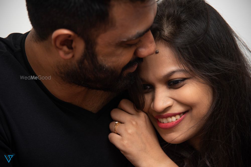 Photo From Rajeshwar & Debkanya Prewedding - By Witty Shadows